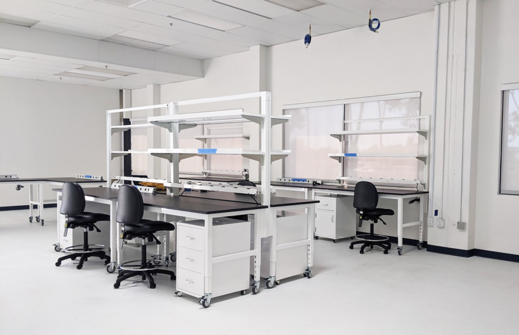 image 1024x662 - The Importance of Choosing the Right Lab Bench